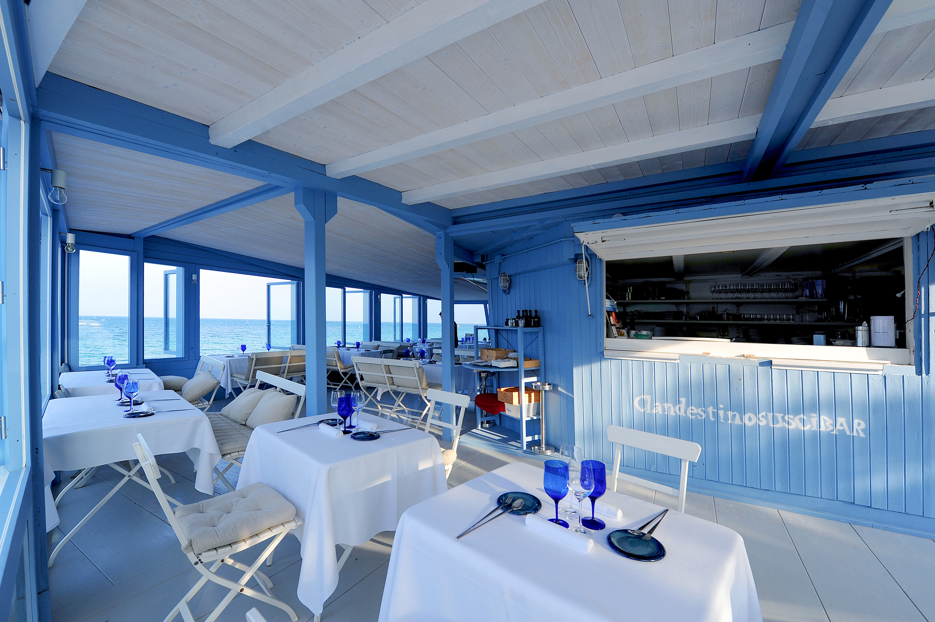 Ristoranti, bar e intrattenimento