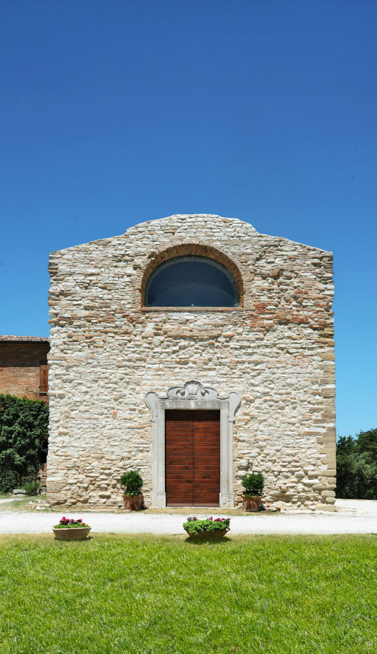 Monastero di Montebello Girolomoni