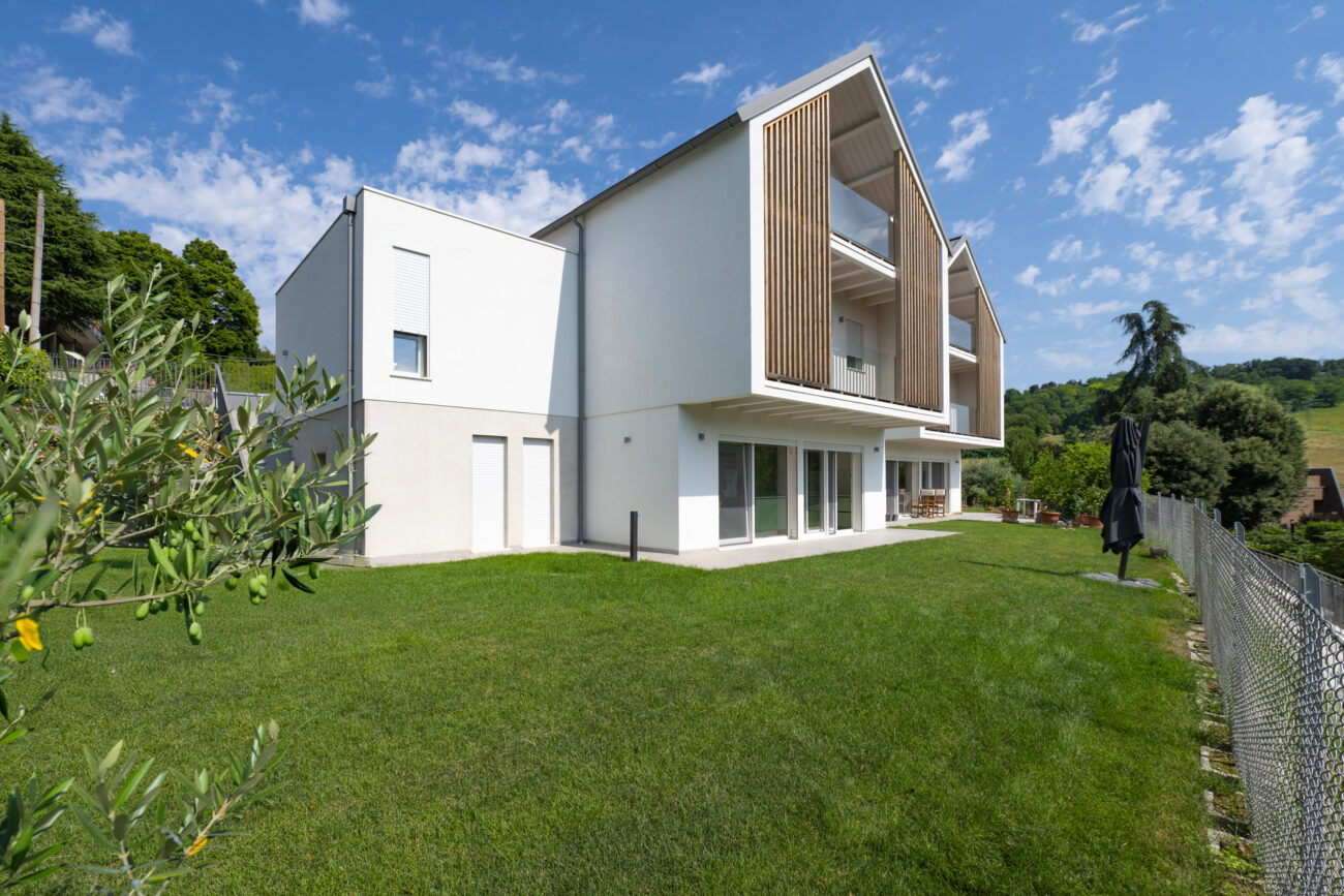 Edificio bifamiliare