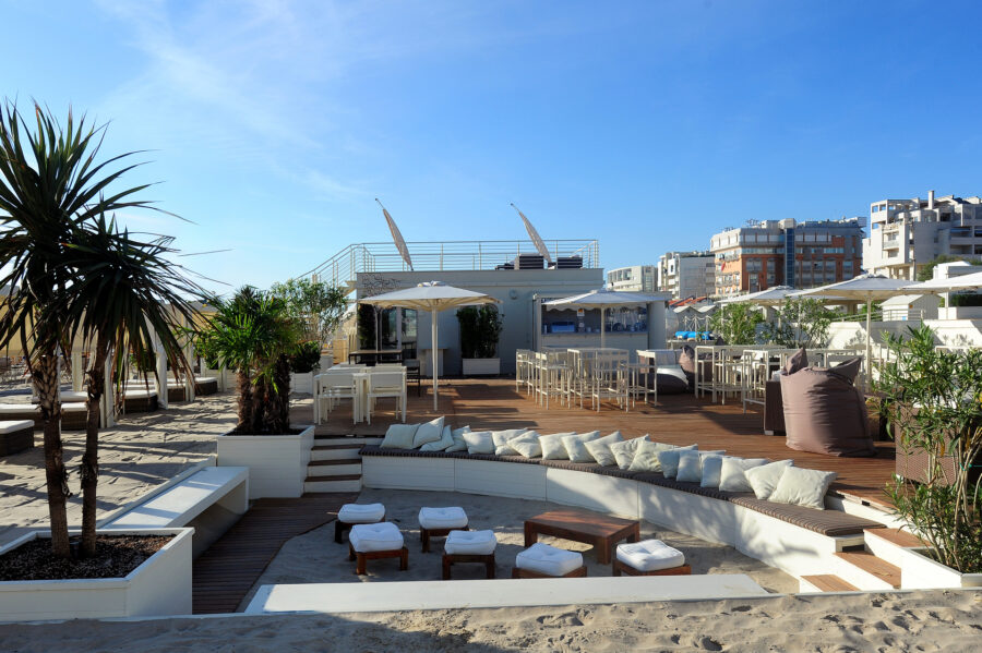 strutture turistiche prefabbricate sul lungomare