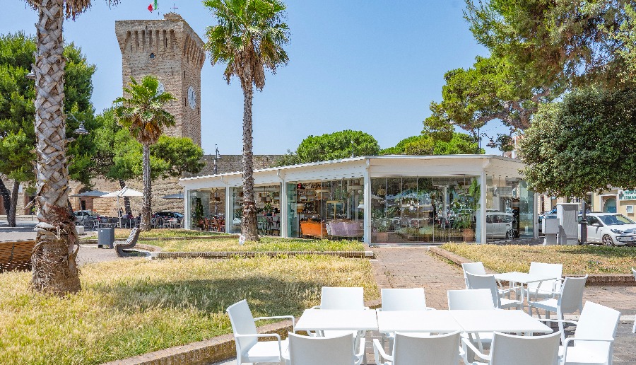 Bar Gelateria Guido: un incontro tra tradizione e architettura in Legno  – Porto Recanati (MC)