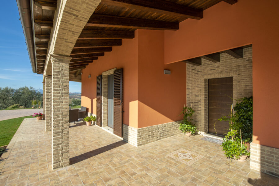 case prefabbricate legno e pietra