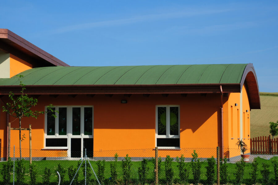 Asili prefabbricati in legno su misura